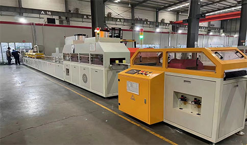 揭秘玻璃鋼履帶拉擠設(shè)備:關(guān)鍵構(gòu)成要素剖析